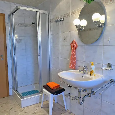 Kastanienhof Apartamento *